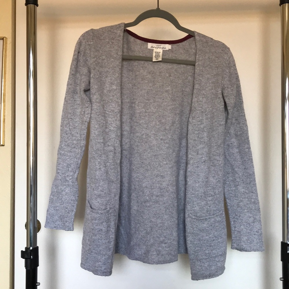 Stylish and comfy L.O.G.G. sweater!